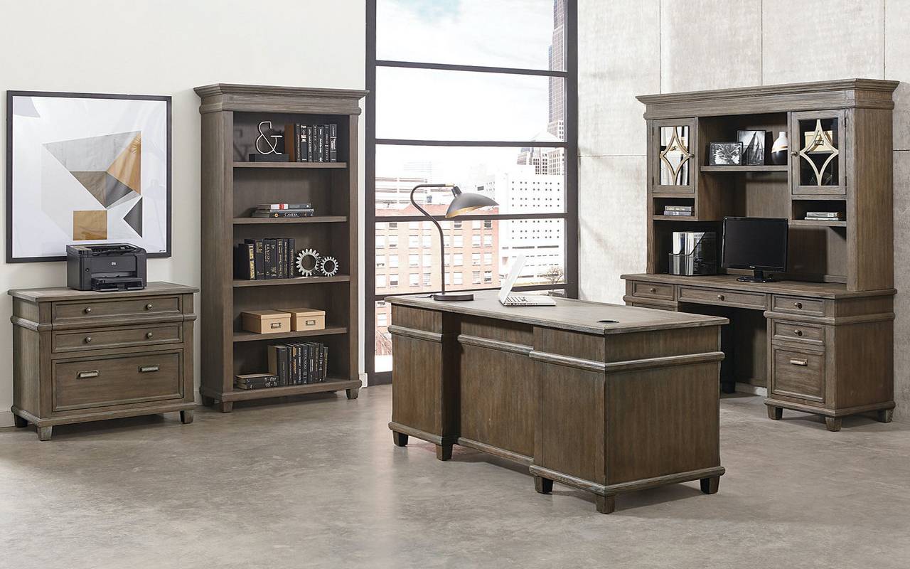 traditional office furniture